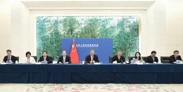 配资公司排名10强 中国和东盟合作，通过自贸区3.0版加工出口，打破了美国关税封锁